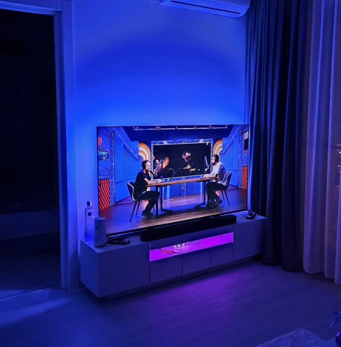 Vand televizoare Philips Ambilight