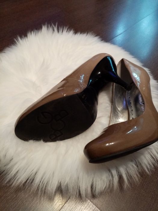 Дамски обувки 10лв.