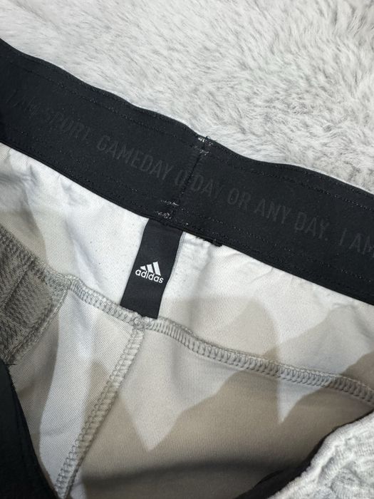 Мъжко долнище ADIDAS . Размер M/L