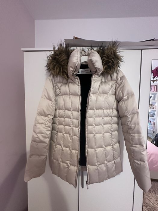 Geaca de iarna  Calvin Klein, masura S, in stare foarte buna