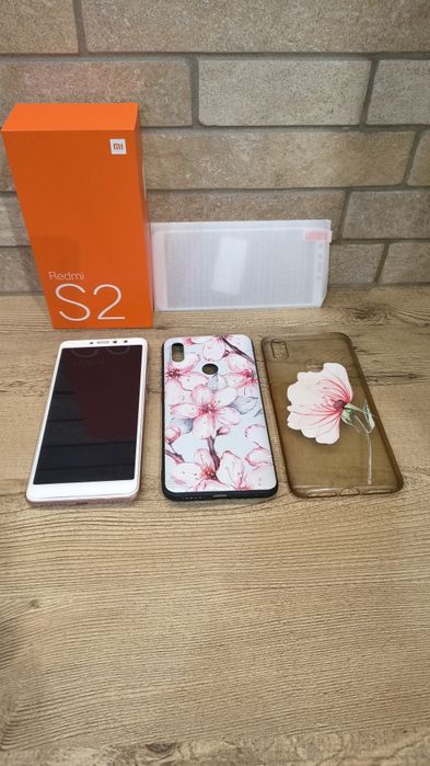 Телефон Xiaomi Redmi S2