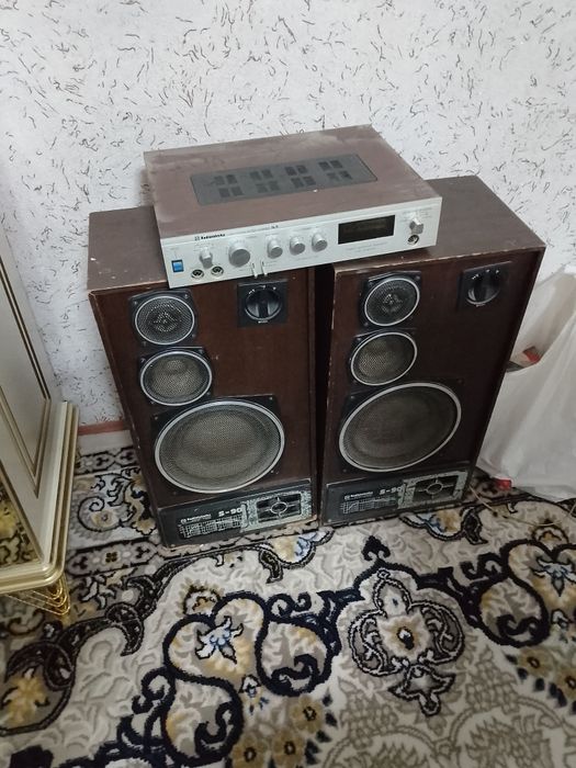 Kalonkalar sotiladi narxi 250 dolir kami bo qoganini telda gaplashamiz