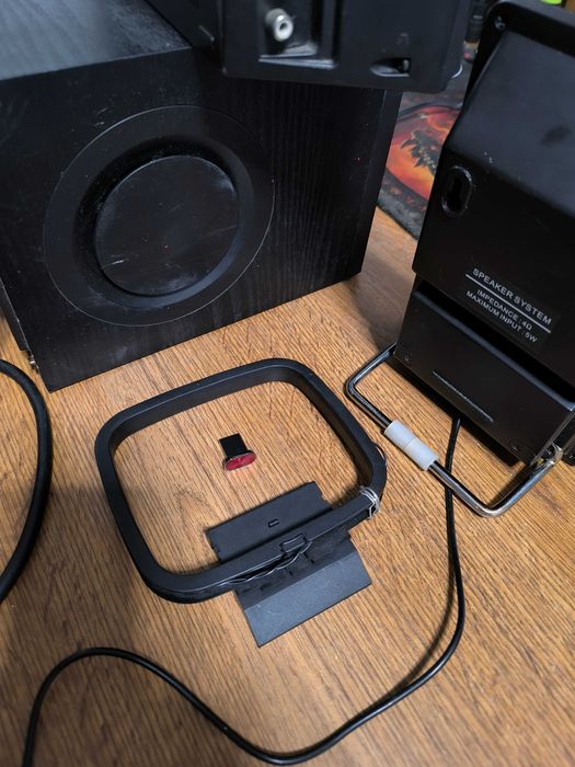 Supersound MEDION Sistem 4 in 1(CD-DVD,stick,card si inouput)