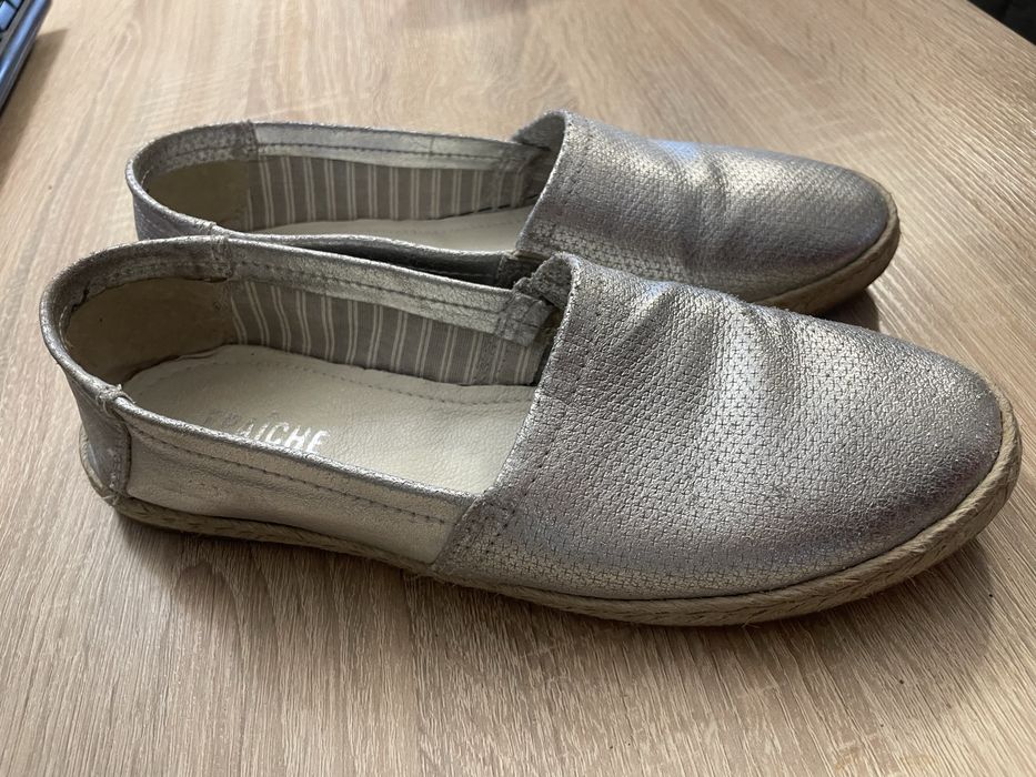Mocasini argintii 37