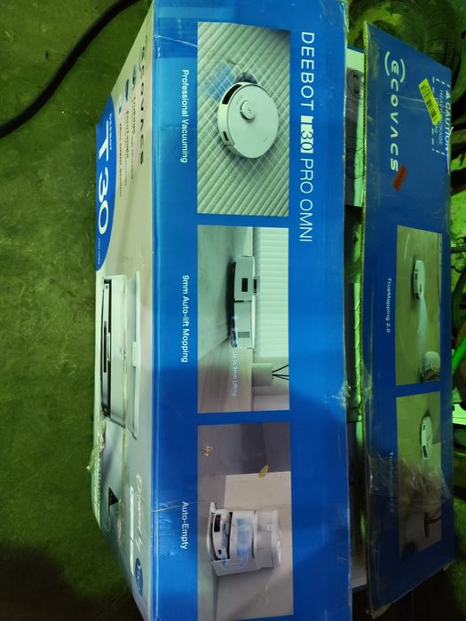 Robot aspirator Ecovacs Deebot