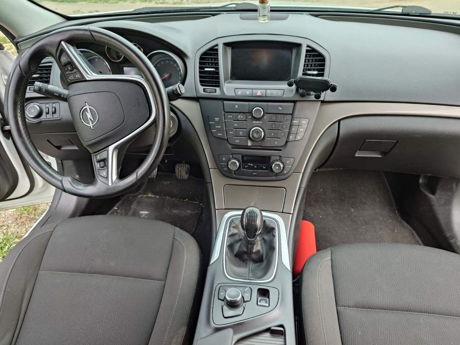 Opel Insignia.  Motor defect!!