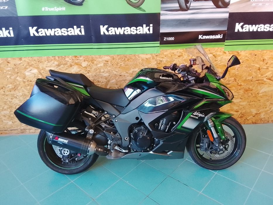 Kawasaki ninja1000sx 
Perfecta stare prețul este fix detalii la telefon 
Cauciucuri noi și revizie incluse în preț in momentul vanzarii
2 chei
Manual