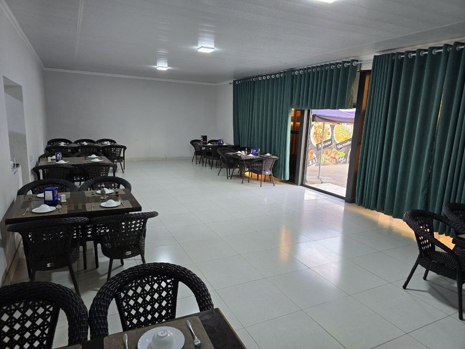 Ишлаб турган Кафе сотилади