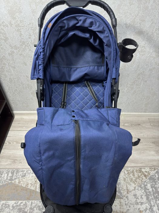 Продам коляску Dearest