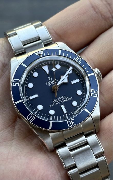 Продаются Tudor Black Bay 58. Состояние новых часов.