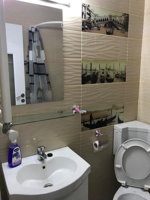 Vand garsoniera tiglina 1 bloc A6 etaj 1 renovata recent, dotată și utilată complet