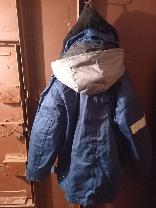 Продам зимнюю куртку
