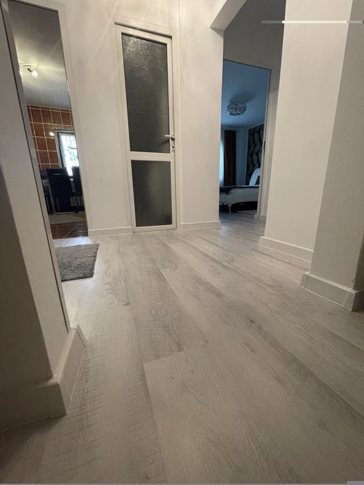 Regim hotelier Inchiriez apartament 3 camere langa Arges Mall