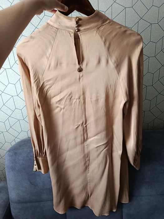 Короткое женское платье