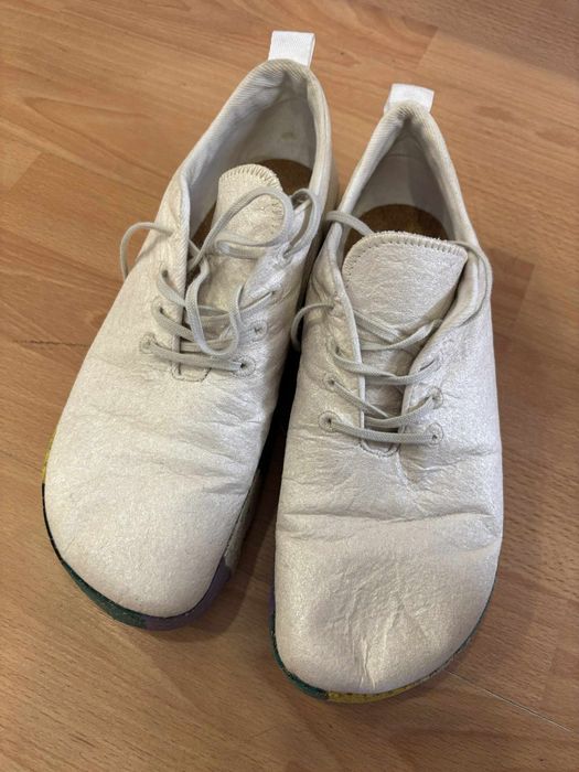 Обувки 42 номер.изработени от плат от Ананасови листа


+1
Това е обув