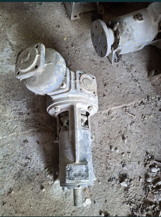 Продам вихревой консольный насос