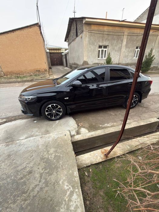 Продается автомобиль Monza 2023 г.в отличном состоянии