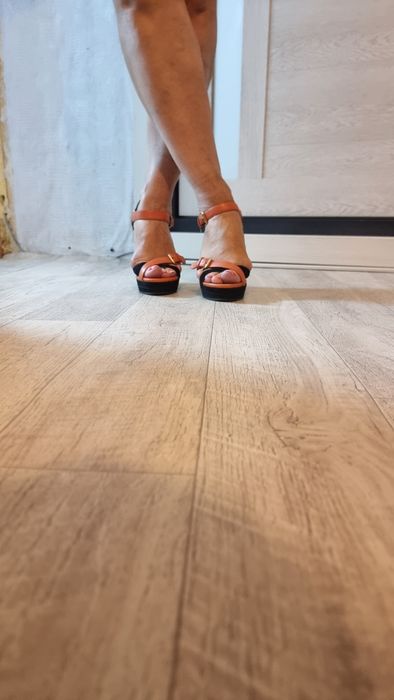 Босоножки на платформе