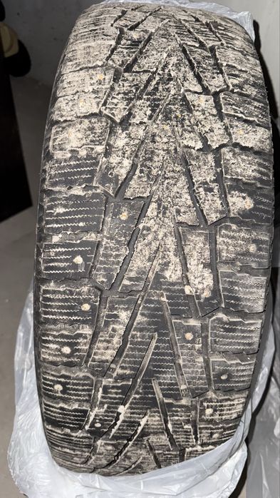 Шины зимние на Прадо