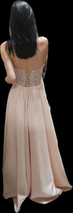 Абитурентска рокля