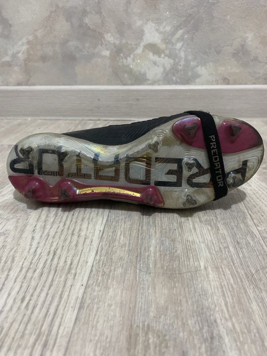 Предаторы адидас бутсы