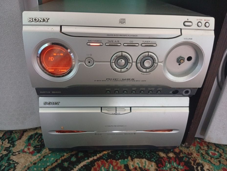 Продаю Sony MHC-W25