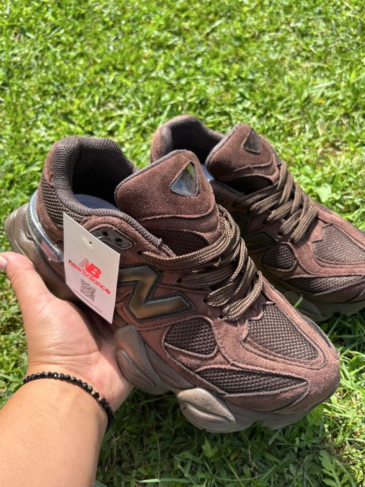 New balance  noi