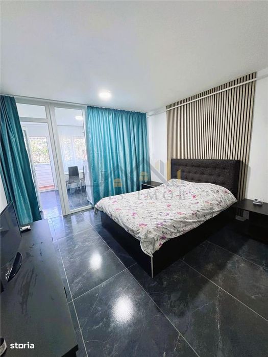 Garsoniera moderna si spatioasa zona Centru