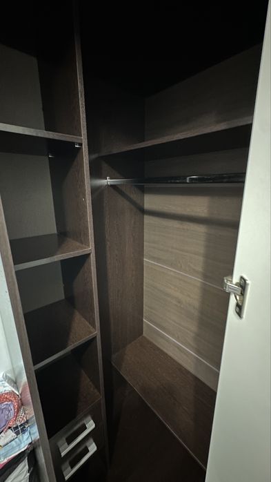 Продам угловой шкаф «Вегас»