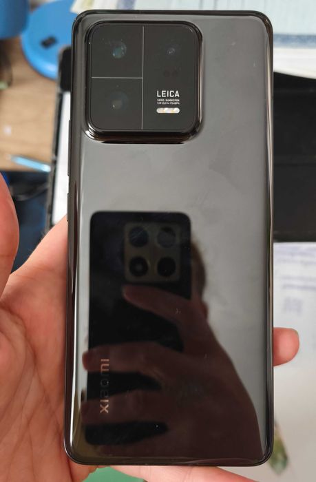 Продам Xiaomi 13 Pro