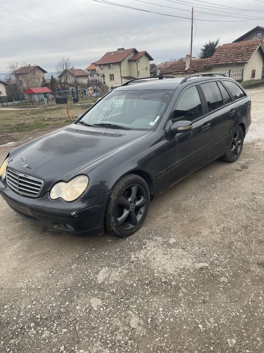 Мерцедес   W203  C 2.2 cdi.    143 коня  ЦЯЛ ИЛИ НА ЧАСТИ