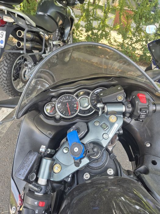 Vând schimb Suzuki Hayabusa