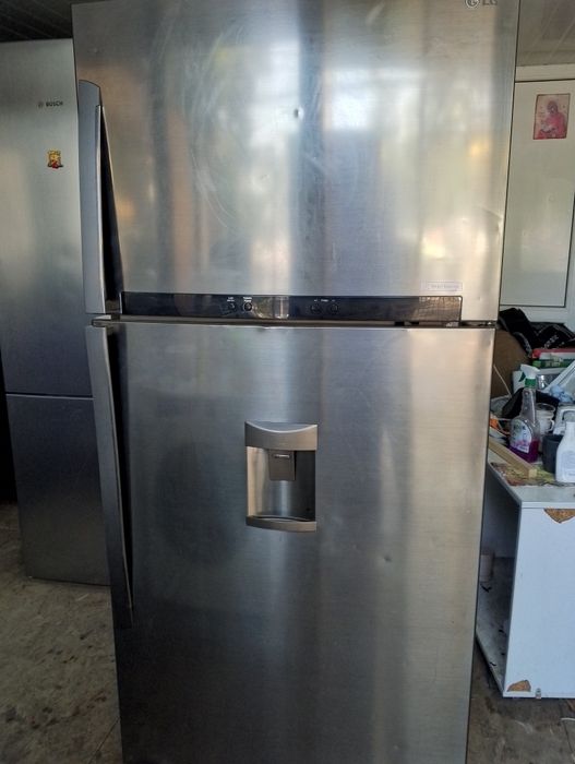 Frigider LG Inox-Argintiu,lățime 86cm, înălțime 180cm