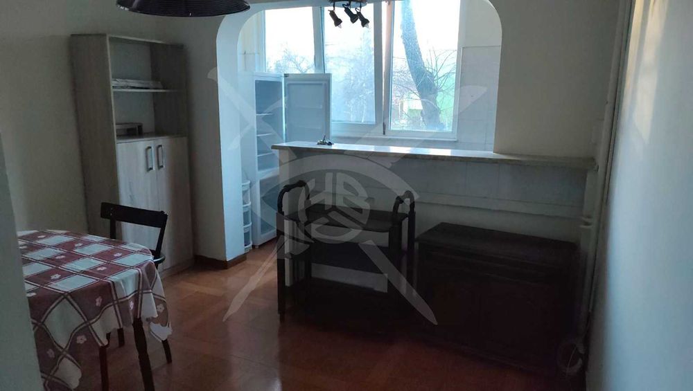 Двустаен в Славейков