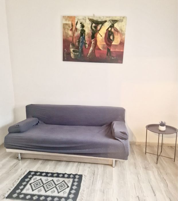 Inchiriez in regim hotelier apartament cu 2 camera