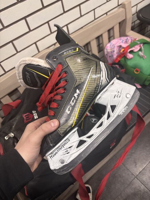 Породам коньки ccm 9060tacks