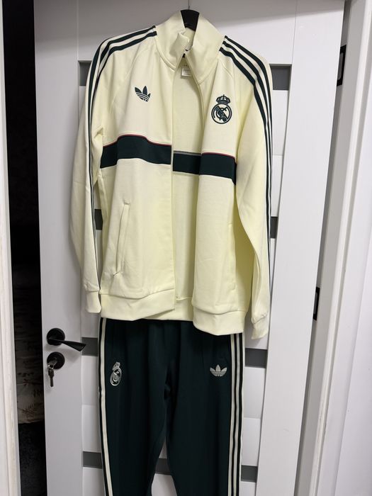 Trening adidas real madrid marimea L