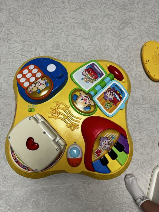 Детский интерактивный /развивающий стол.