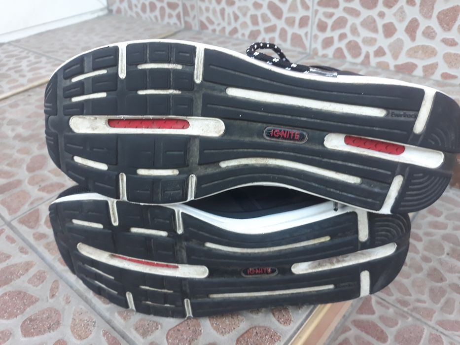 Маратонки Puma Ignite  43/44номер