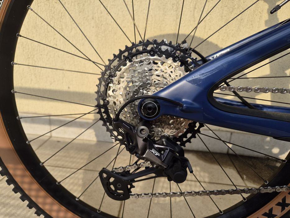 Yeti SB5 TURQ Series, carbon, mărime M