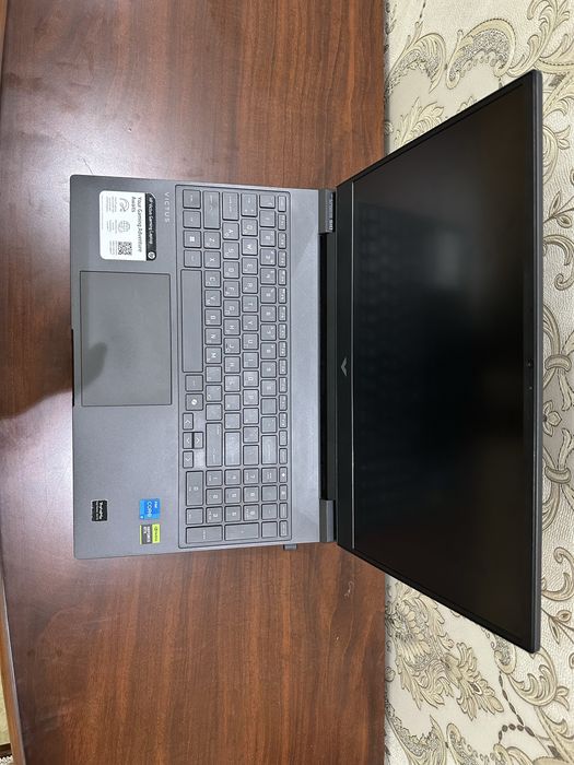 Продаю игровой ноутбук HP Victus 15.