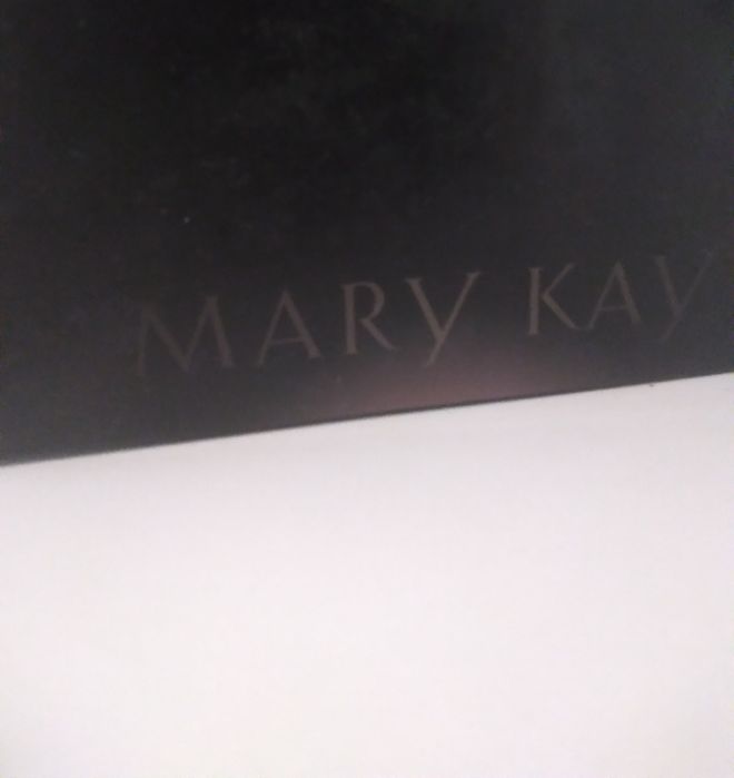 Футляр  с зеркалом для косметики "Mary Kay""