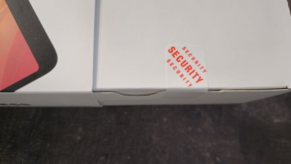 Telefon TCL 501 - Nou, Sigilat