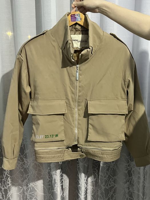 Демисезонная куртка Snow Passion, бежевая, S-M