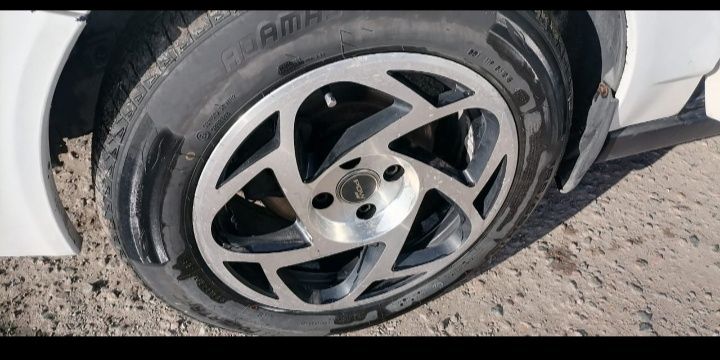 Продаю Приору (универсал)