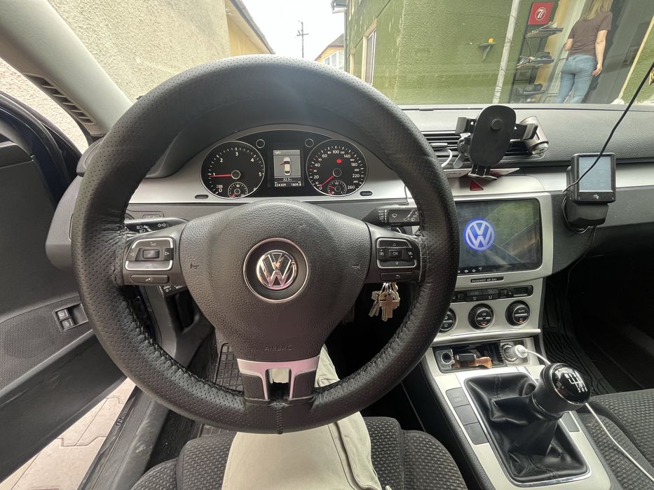 Vand pasat b6 2l masina super buna