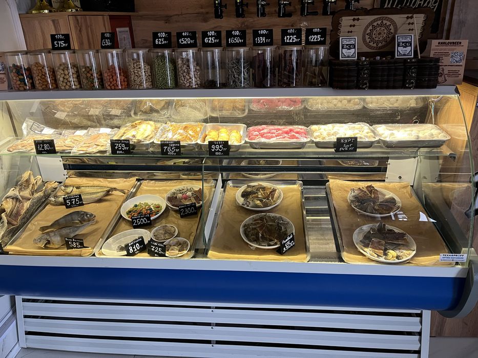 Продам ветринный Холодильник