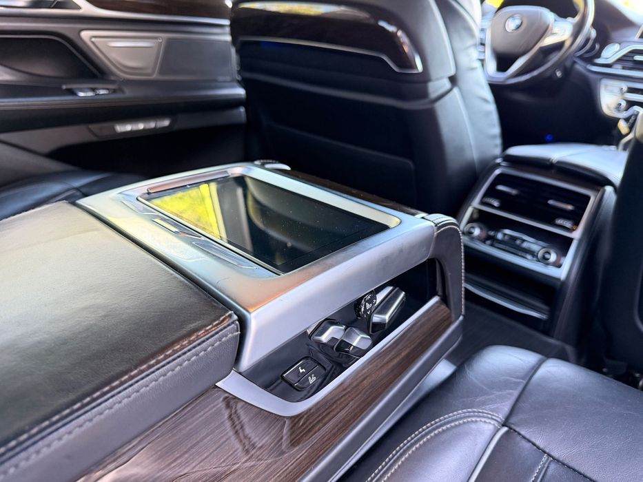 BMW Seria 7 Bmw 730d Xdrive G12 și in Rate