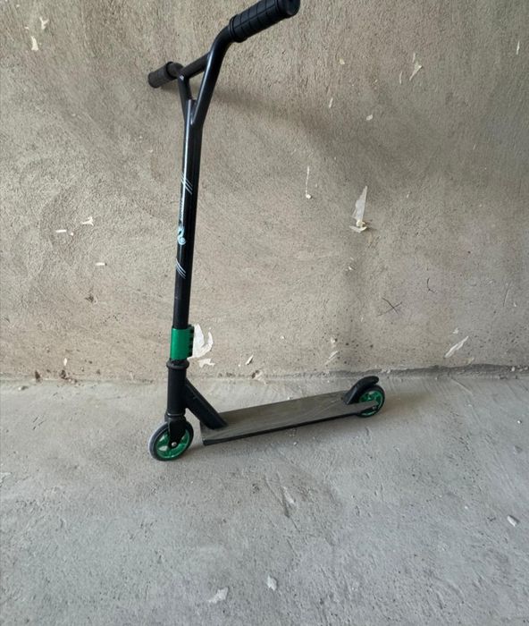 Продам  самокат детский