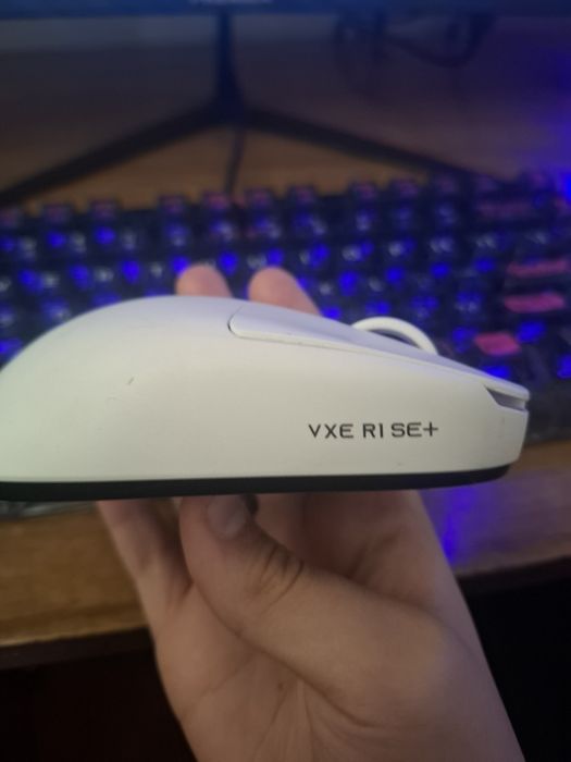 VXE R1 SE+ игровая мышка